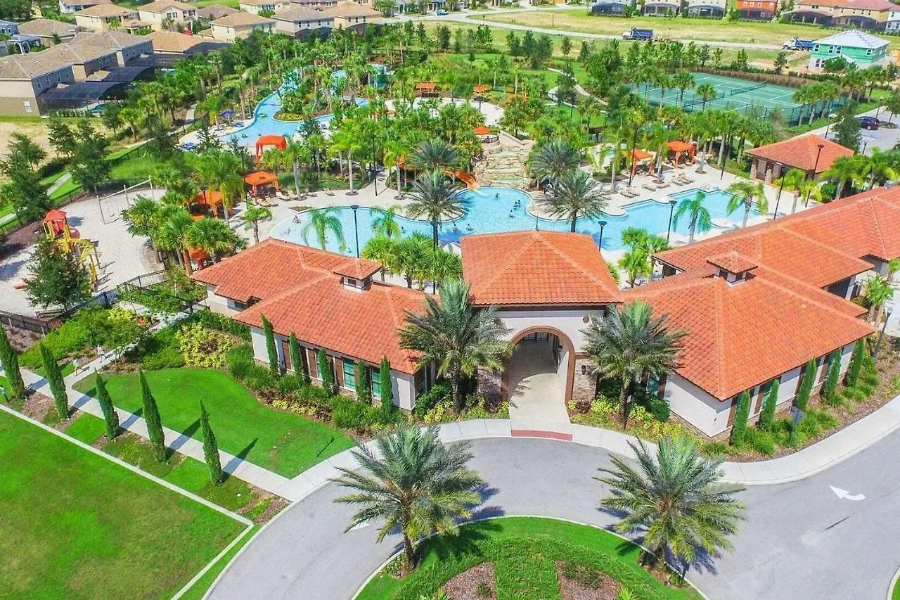 4336 Six Bed House Water Park Solterra Resort 15 Min From Disney Davenport Holiday home