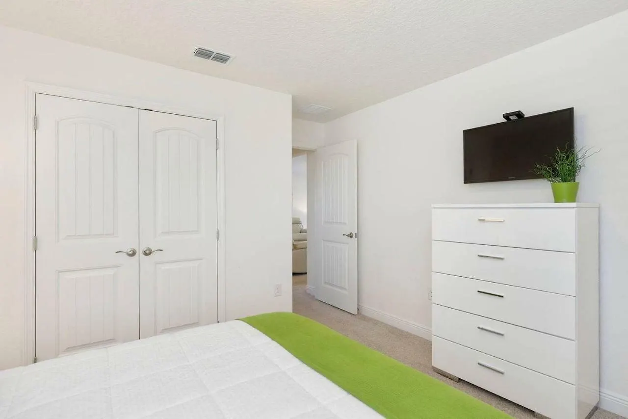 4336 Six Bed House Water Park Solterra Resort 15 Min From Disney Davenport 0*,  United States